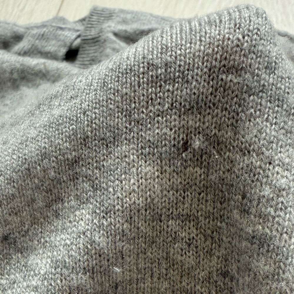 ✨Joie Light Gray Long Sleeve Wool Cashmere Blend Sweater - Picture 5 of 10